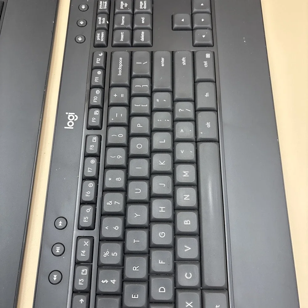 Logitech K540 Wireless Desktop Keyboard No Dongle - Qty 2